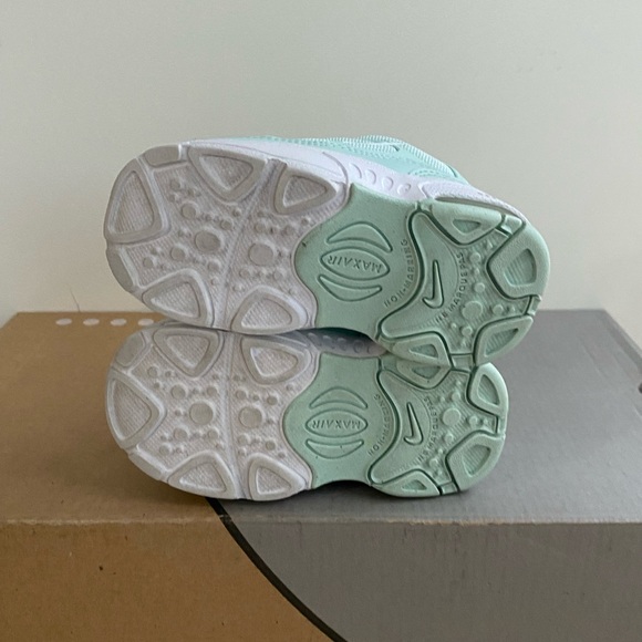 RARE Nike Air max Plus TN “MINT” Toddler Sneakers- SZ 4 C - Picture 12 of 15